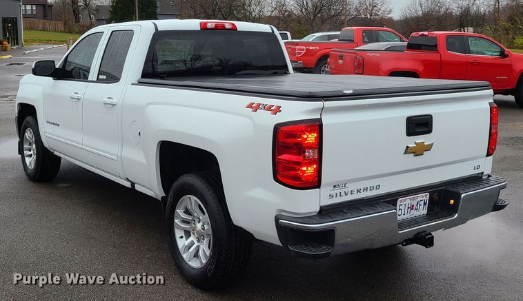 image for item HM9401 2019 Chevrolet Silverado 1500  Double Cab pickup truck