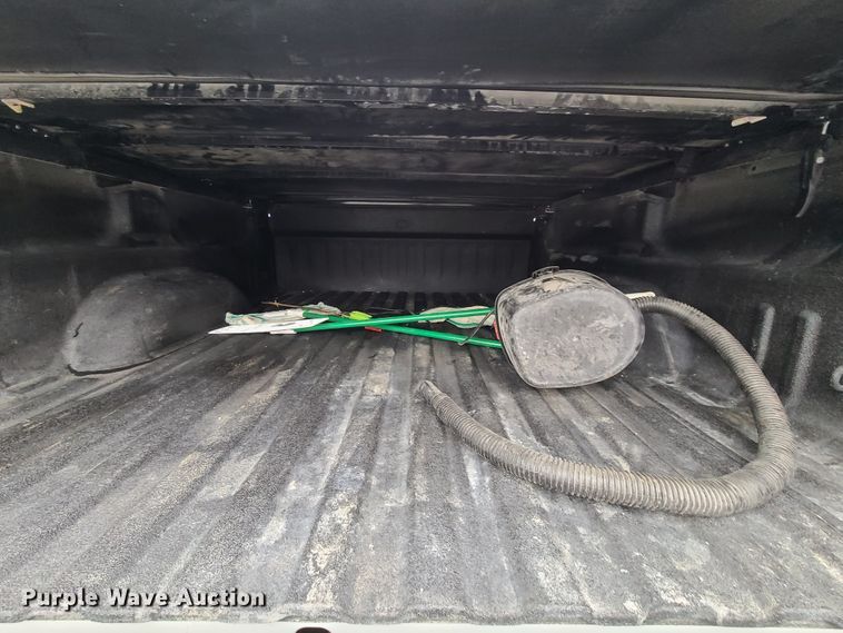 image for item HM9401 2019 Chevrolet Silverado 1500  Double Cab pickup truck