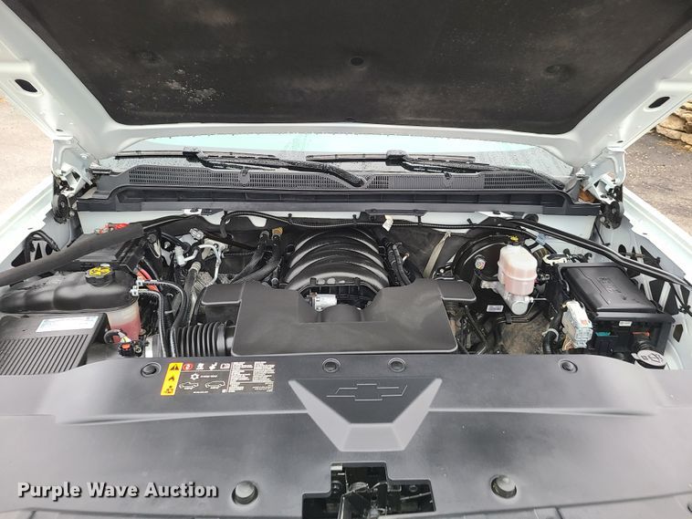 image for item HM9401 2019 Chevrolet Silverado 1500  Double Cab pickup truck