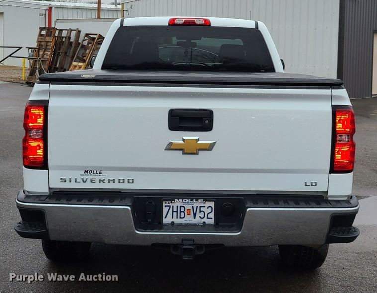 image for item HM9402 2019 Chevrolet Silverado 1500  Double Cab pickup truck