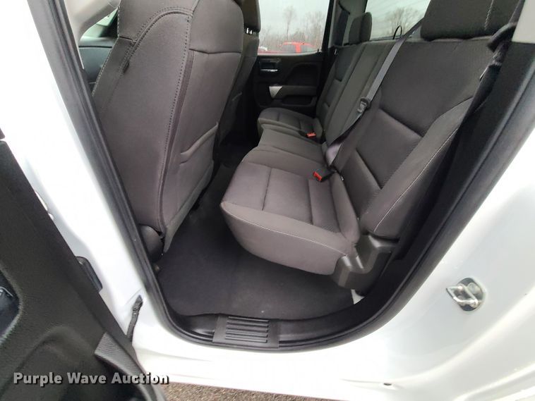 image for item HM9402 2019 Chevrolet Silverado 1500  Double Cab pickup truck