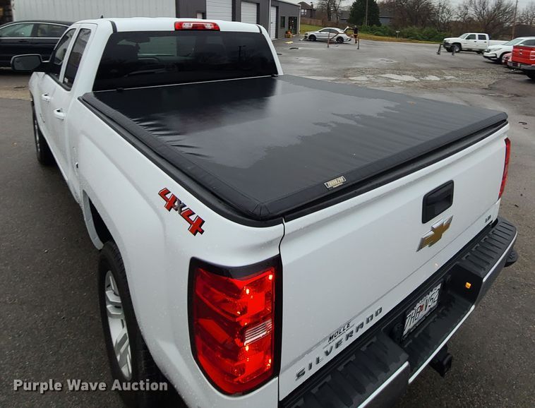 image for item HM9402 2019 Chevrolet Silverado 1500  Double Cab pickup truck