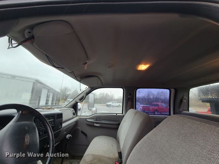 image for item HM9404 2000 Ford F650 Super Duty  flatbed truck