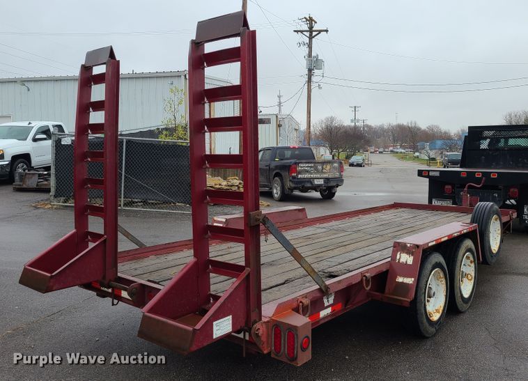 image for item HM9406 2007 Towmaster equipment trailer
