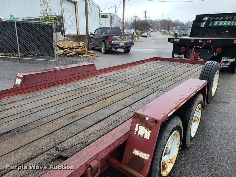 image for item HM9406 2007 Towmaster equipment trailer