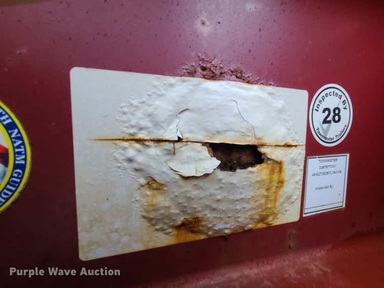 image for item HM9406 2007 Towmaster equipment trailer