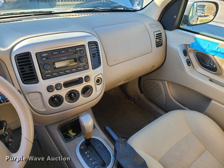 image for item HM9755 2006 Ford Escape  SUV
