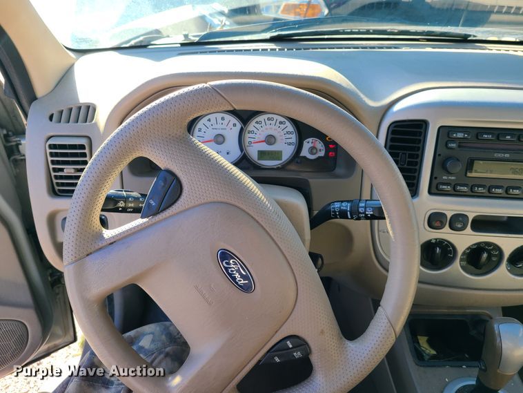 image for item HM9755 2006 Ford Escape  SUV