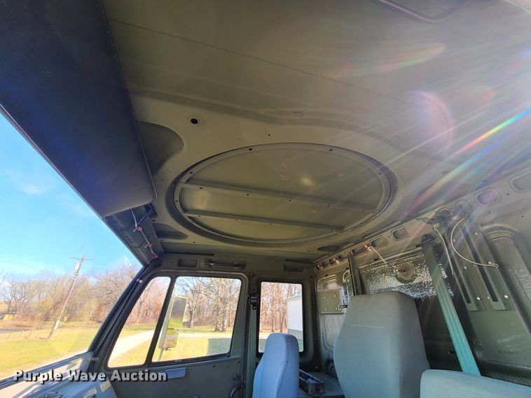 image for item HM9771 1994 Stewart & Stevenson M1078  flatbed truck