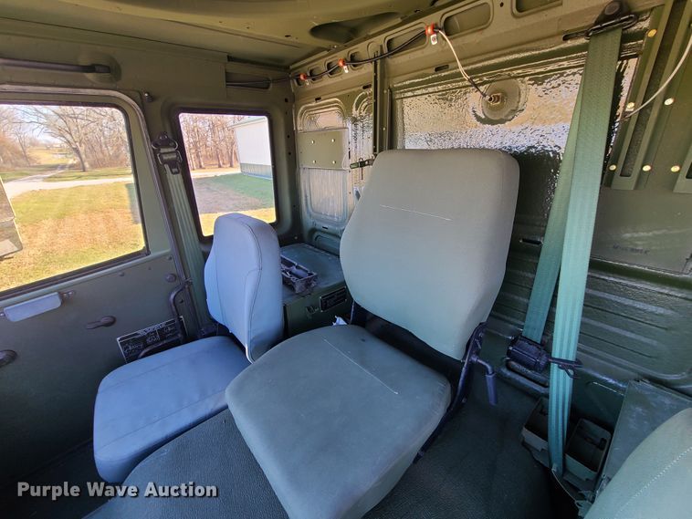 image for item HM9771 1994 Stewart & Stevenson M1078  flatbed truck