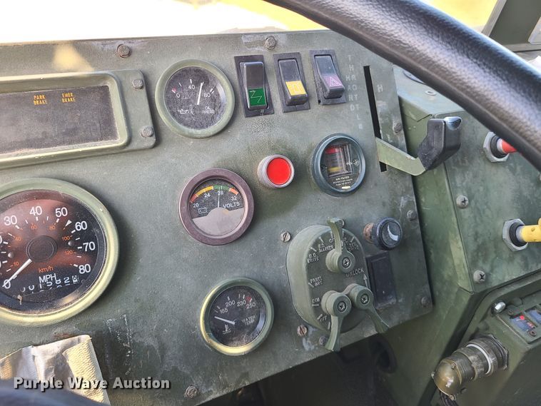 image for item HM9771 1994 Stewart & Stevenson M1078  flatbed truck