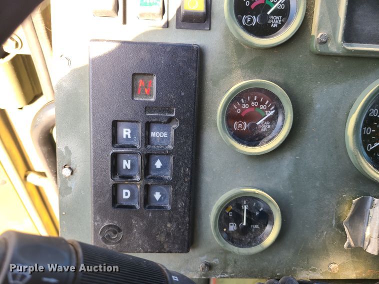 image for item HM9771 1994 Stewart & Stevenson M1078  flatbed truck