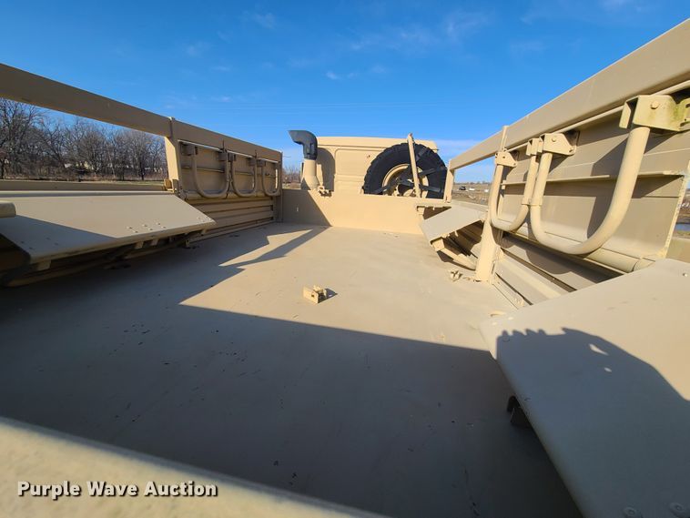 image for item HM9771 1994 Stewart & Stevenson M1078  flatbed truck