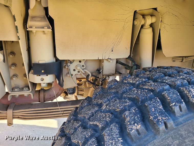 image for item HM9771 1994 Stewart & Stevenson M1078  flatbed truck