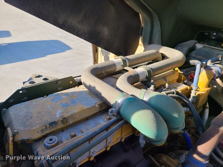 image for item HM9771 1994 Stewart & Stevenson M1078  flatbed truck