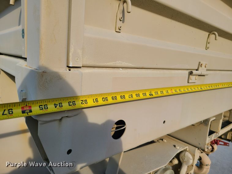 image for item HM9771 1994 Stewart & Stevenson M1078  flatbed truck