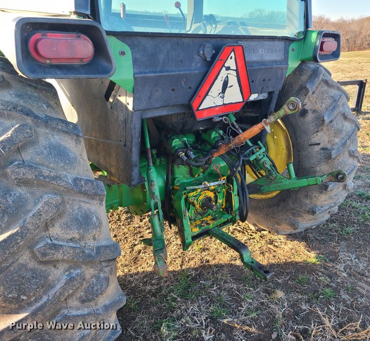 image for item HM9773 John Deere 2755  tractor