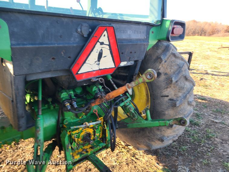 image for item HM9773 John Deere 2755  tractor