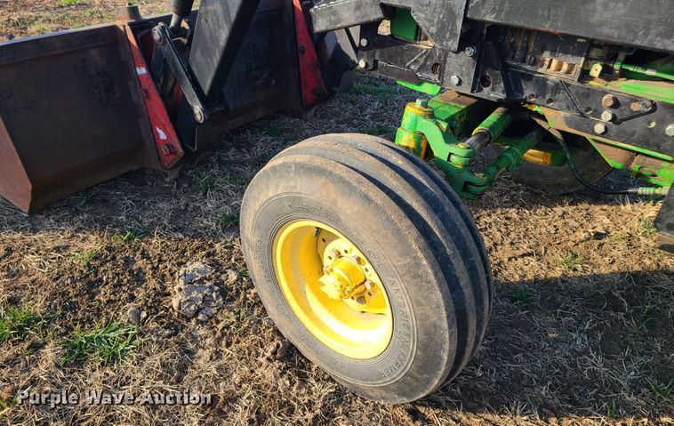 image for item HM9773 John Deere 2755  tractor