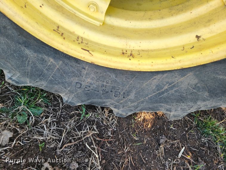 image for item HM9773 John Deere 2755  tractor