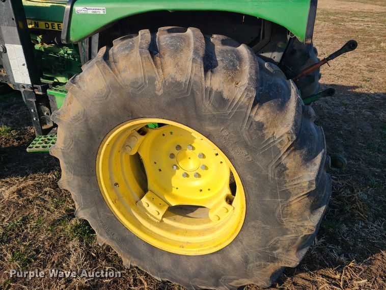 image for item HM9773 John Deere 2755  tractor