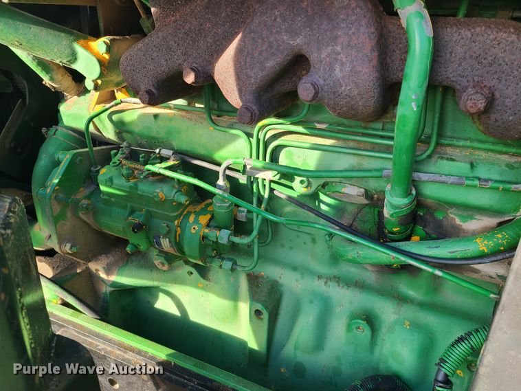 image for item HM9773 John Deere 2755  tractor