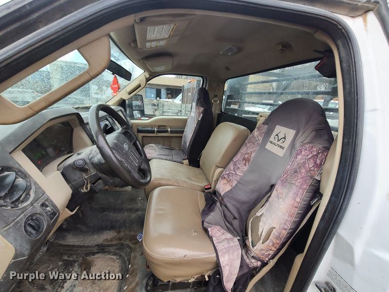 image for item HM9785 2008 Ford F450 Super Duty  flatbed truck