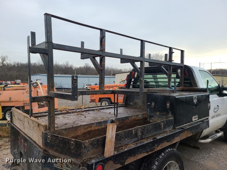 image for item HM9785 2008 Ford F450 Super Duty  flatbed truck