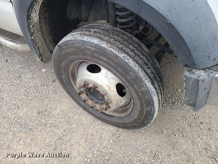 image for item HM9785 2008 Ford F450 Super Duty  flatbed truck