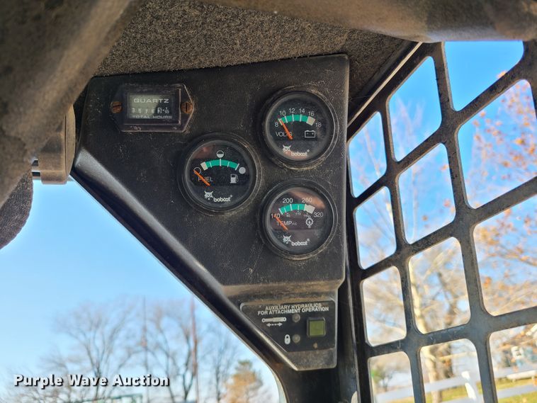 image for item HM9816 1998 Bobcat 863  skid steer loader