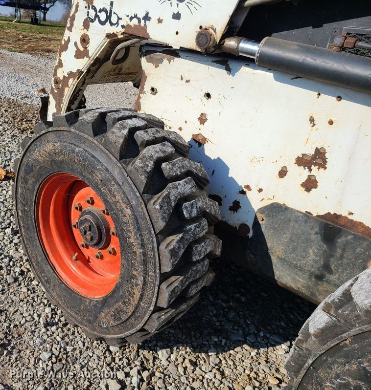 image for item HM9816 1998 Bobcat 863  skid steer loader