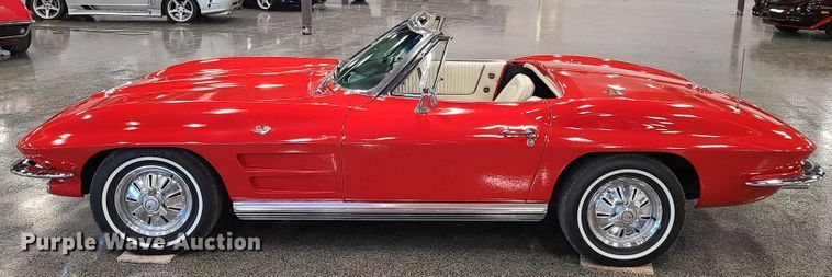 image for item HM9822 1964 Chevrolet Corvette Sting Ray  convertible