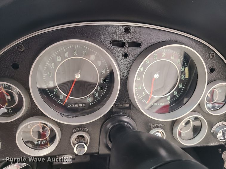 image for item HM9822 1964 Chevrolet Corvette Sting Ray  convertible