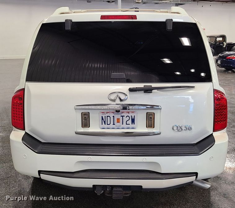 image for item HM9823 2007 Infiniti QX56  limousine