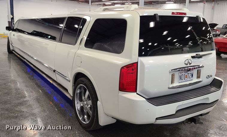 image for item HM9823 2007 Infiniti QX56  limousine