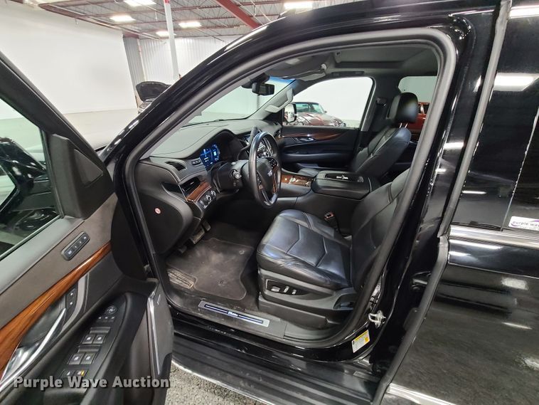 image for item HM9824 2018 Cadillac Escalade  SUV