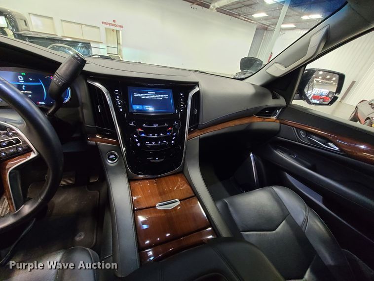 image for item HM9824 2018 Cadillac Escalade  SUV