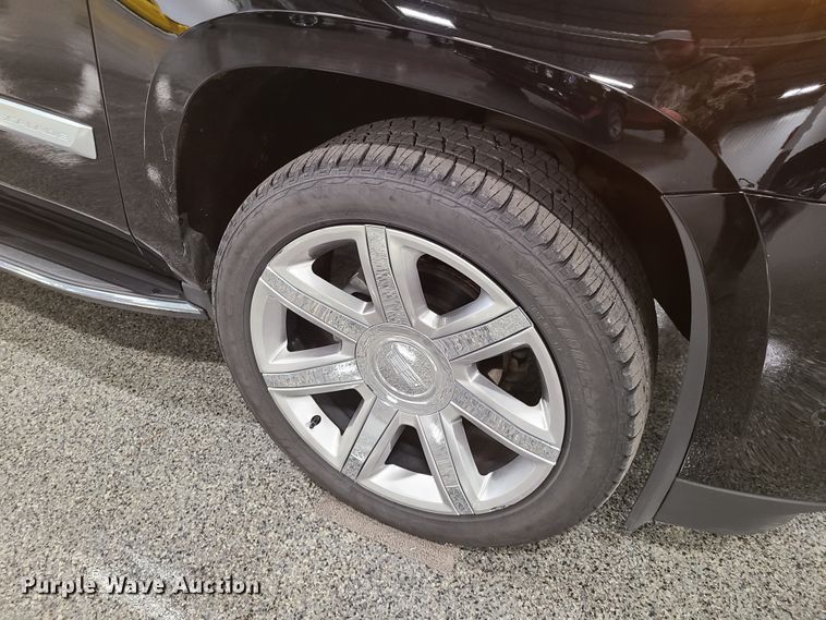 image for item HM9824 2018 Cadillac Escalade  SUV