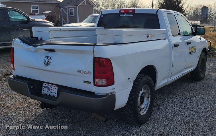 image for item HM9828 2011 Dodge Ram 1500  Quad Cab pickup truck