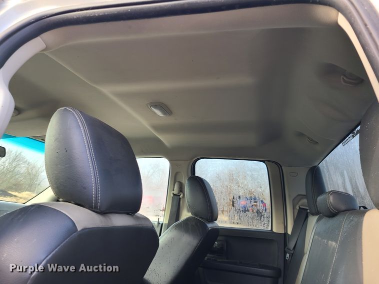 image for item HM9828 2011 Dodge Ram 1500  Quad Cab pickup truck