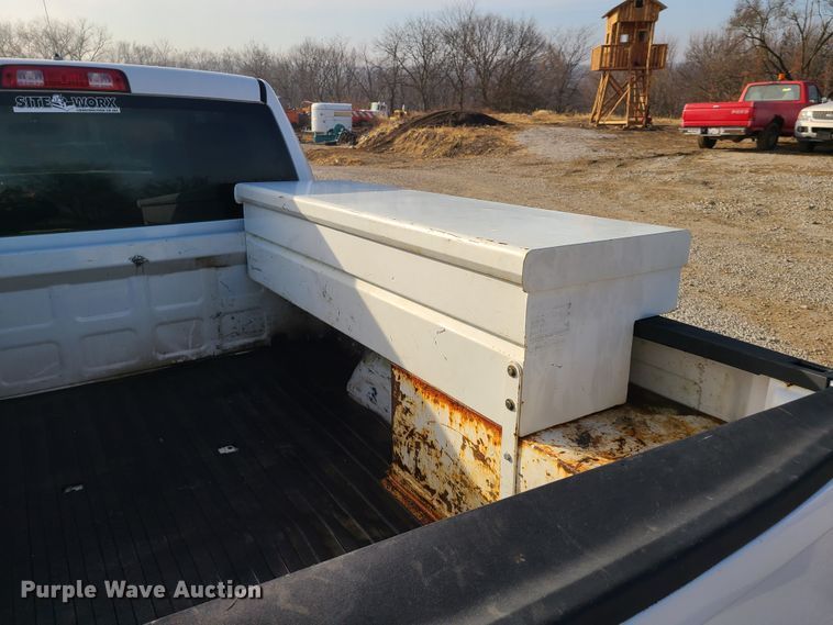 image for item HM9828 2011 Dodge Ram 1500  Quad Cab pickup truck