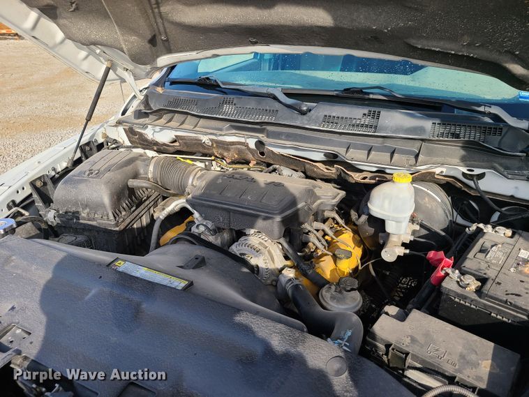 image for item HM9828 2011 Dodge Ram 1500  Quad Cab pickup truck