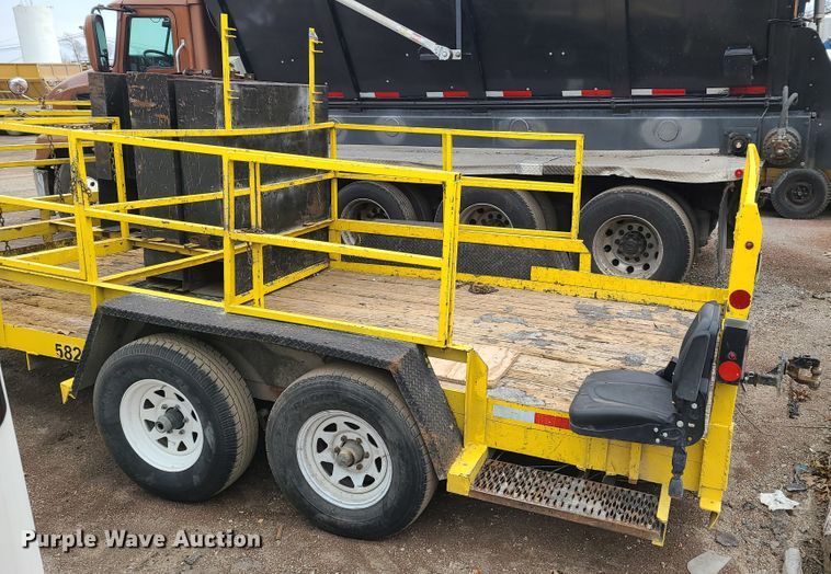 image for item HM9847 1996 Texas Bragg utility trailer