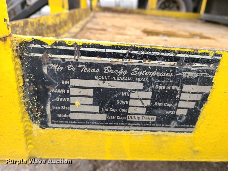 image for item HM9847 1996 Texas Bragg utility trailer