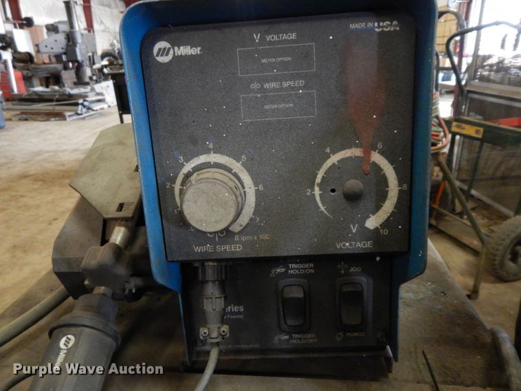image for item HP9002 Miller Deltaweld 651 welder