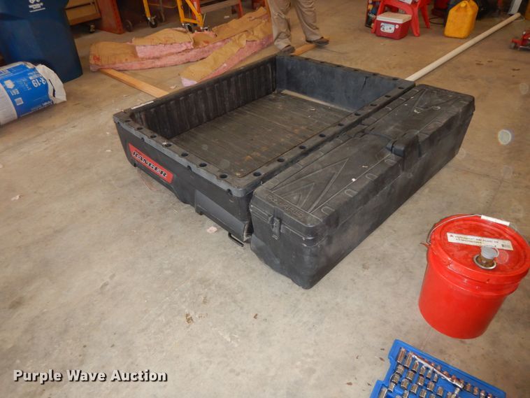 image for item HP9067 2010 Polaris Ranger dump bed and toolbox