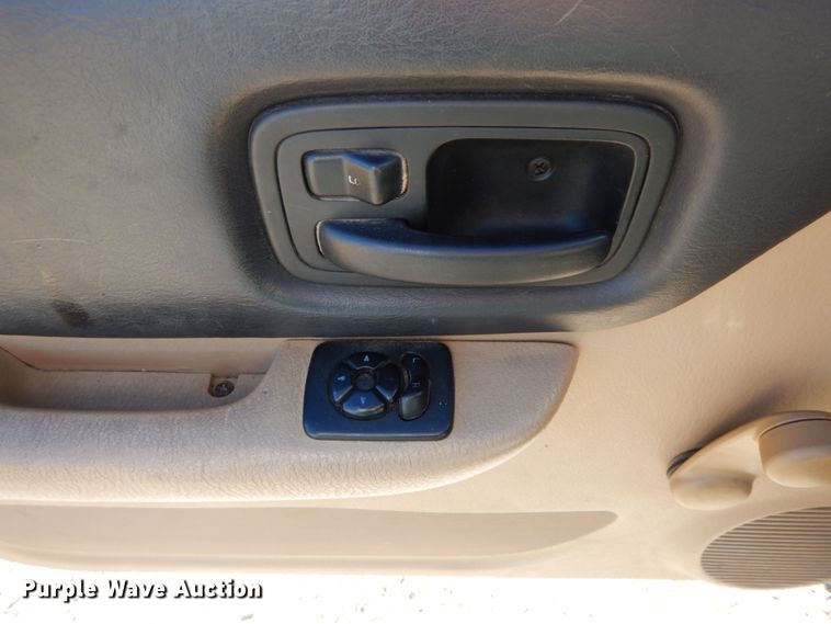 image for item HP9069 2000 Jeep Cherokee  SUV