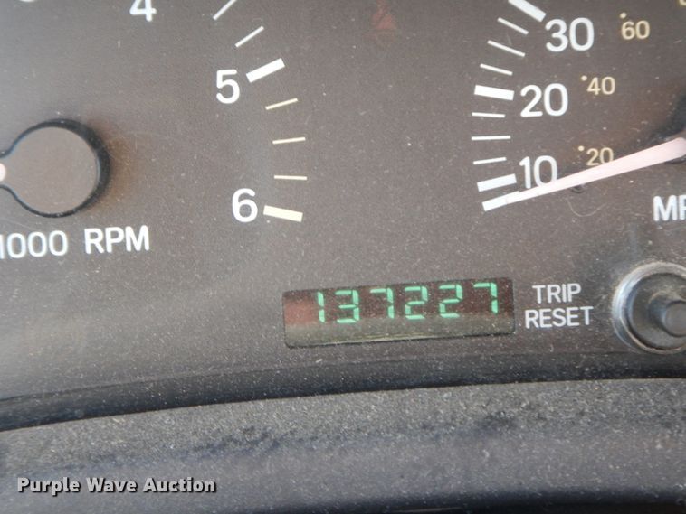 image for item HP9069 2000 Jeep Cherokee  SUV