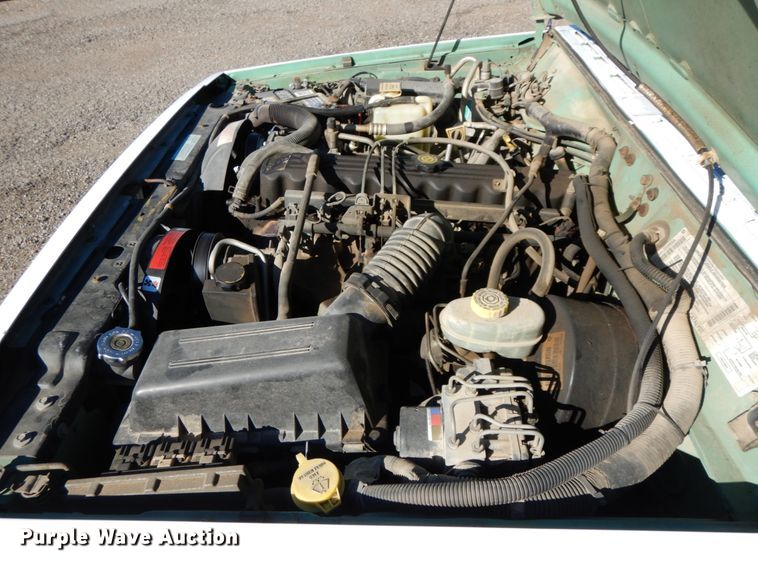 image for item HP9069 2000 Jeep Cherokee  SUV