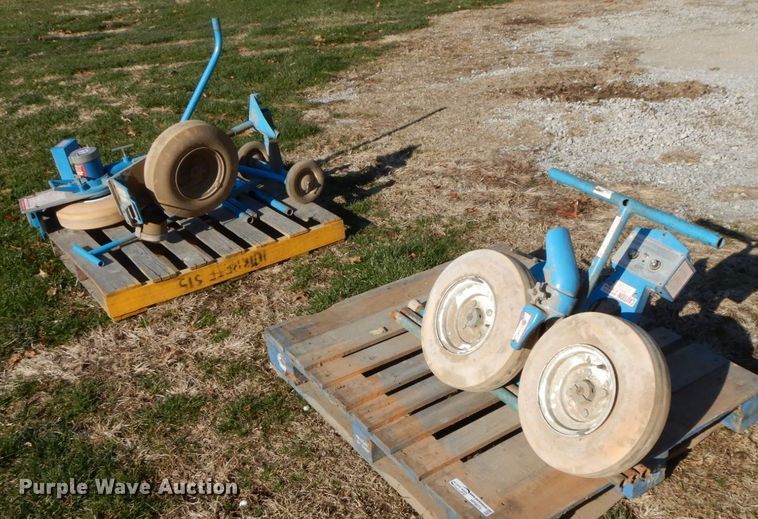 image for item HP9074 (3) Jugs pitching machines